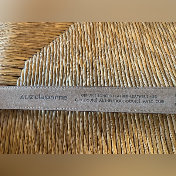 🆕 LIZ CLAIBORNE DARK BROWN WOMAN'S BONDED LEATHER BELT SIZE MEDIUM NEW WITH TAG - Picture 3 of 9